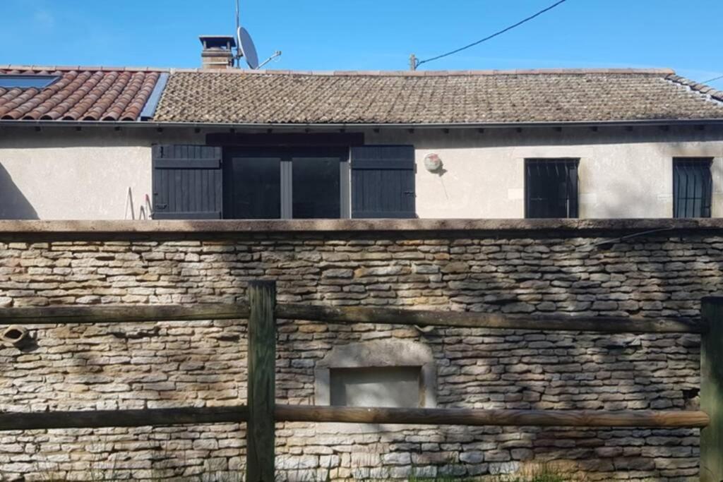 Maisonnette Sur La Voie Verte A Berze La Ville Villa Dış mekan fotoğraf